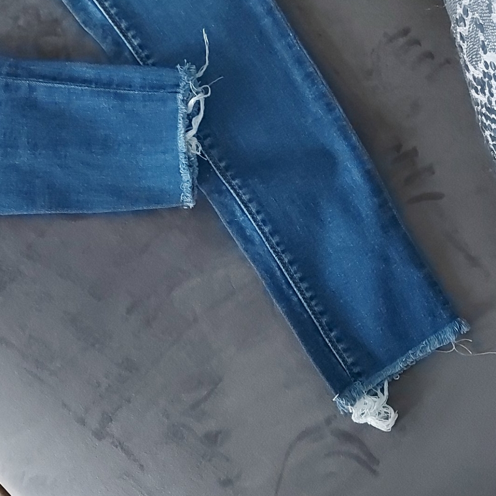 Zara Jeans👖🛍 - Picture 2 of 7